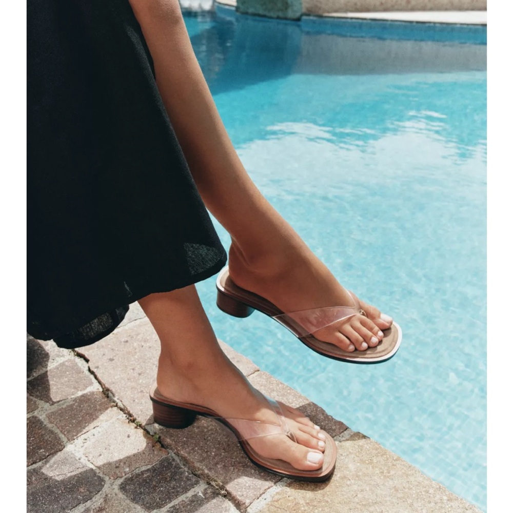 Zara WIDE HEELED VINYL SANDALS